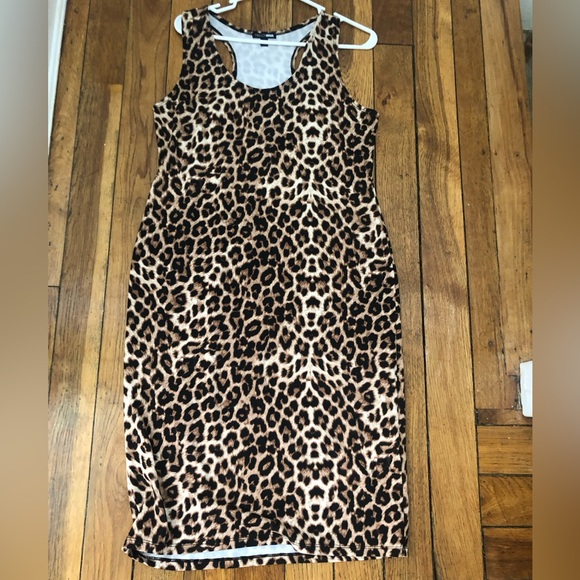 Midi dress - Picture 3 of 9